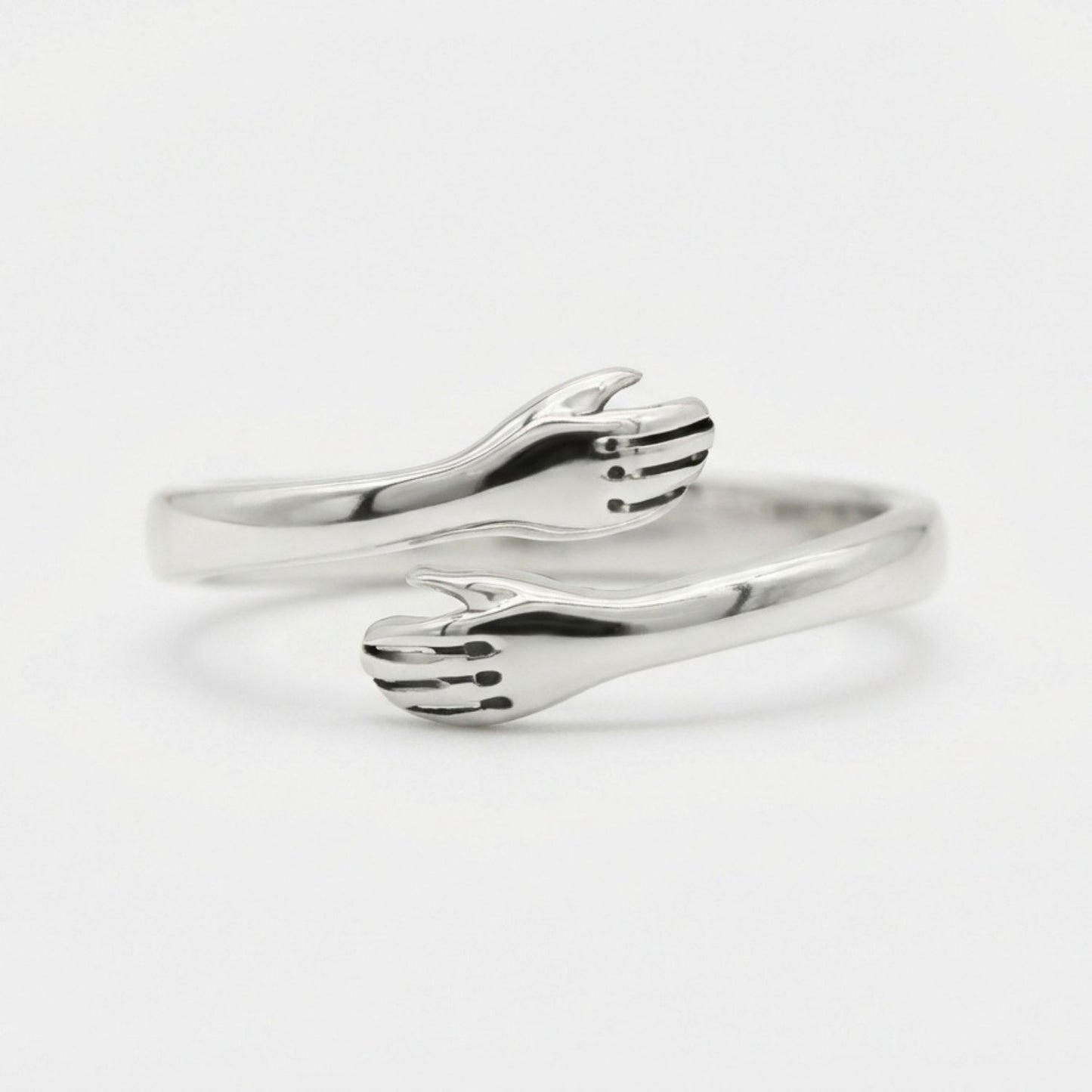 Hug Ring – Engraved “Hug to Mum”