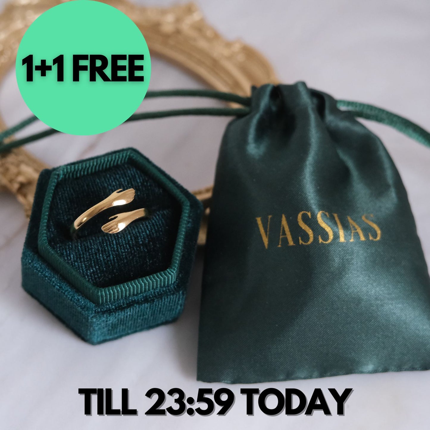 Hug Ring 1+1 FREE