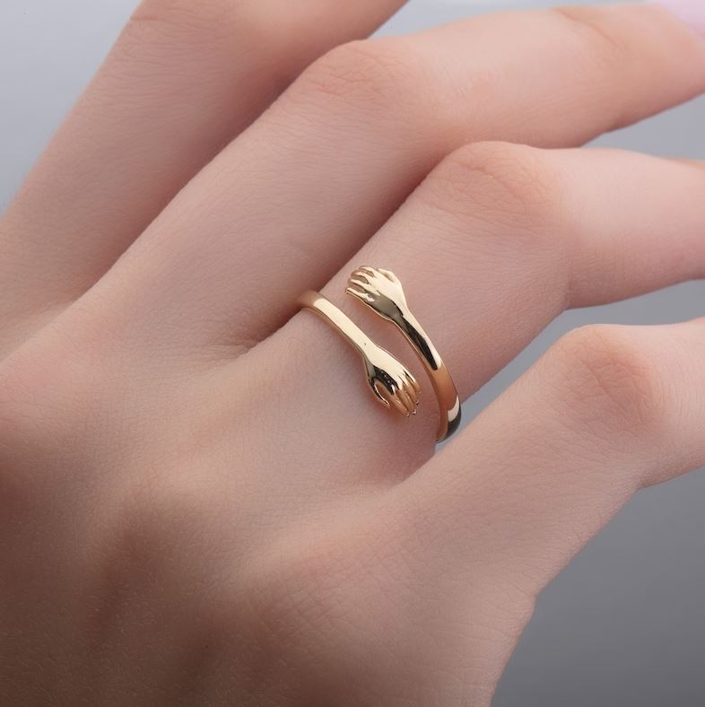 One-size Hug ring