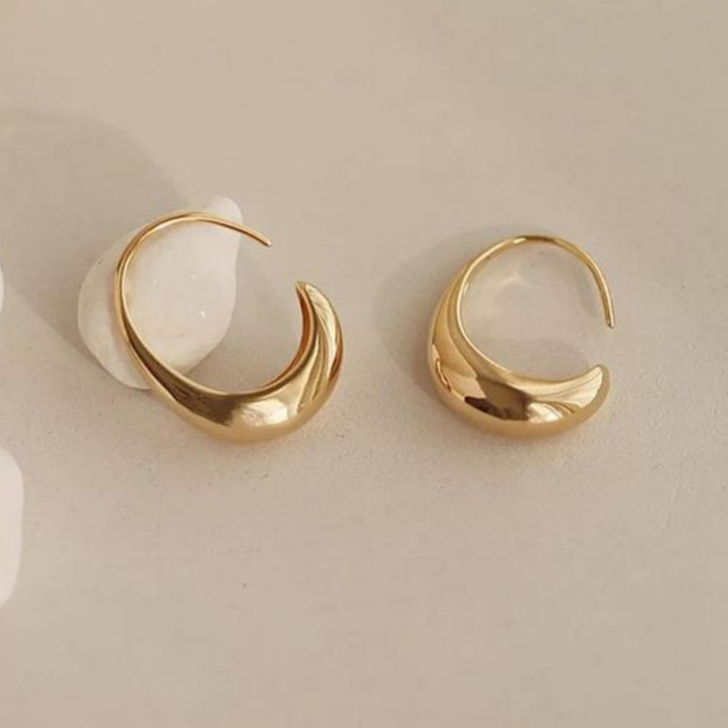 Drop Hoop Earrings 1 + 1 FREE