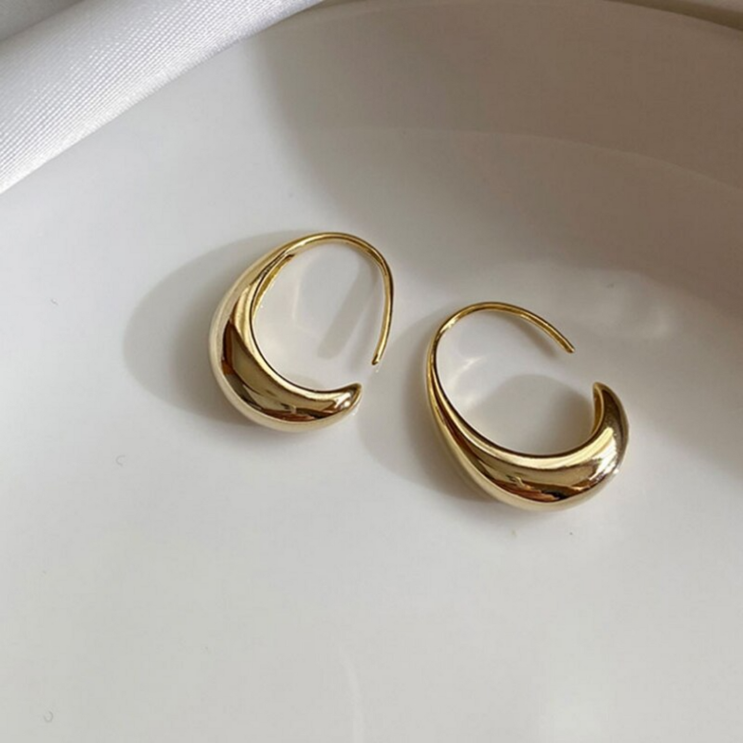 Drop Hoop Earrings 1 + 1 FREE