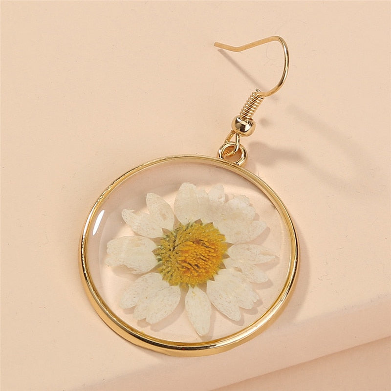 Forever Daisy Earrings