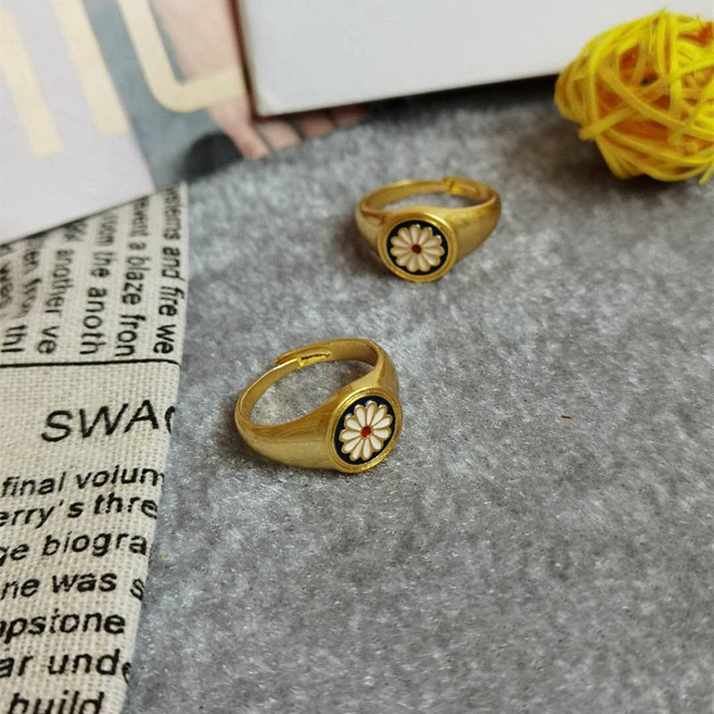 Daisy Ring Collection