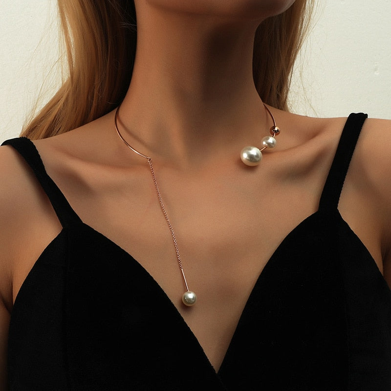 Open Pearl Necklace