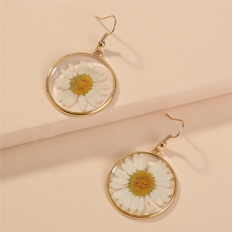 Forever Daisy Earrings