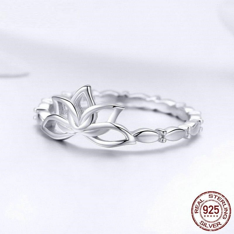 Lotus Ring S925