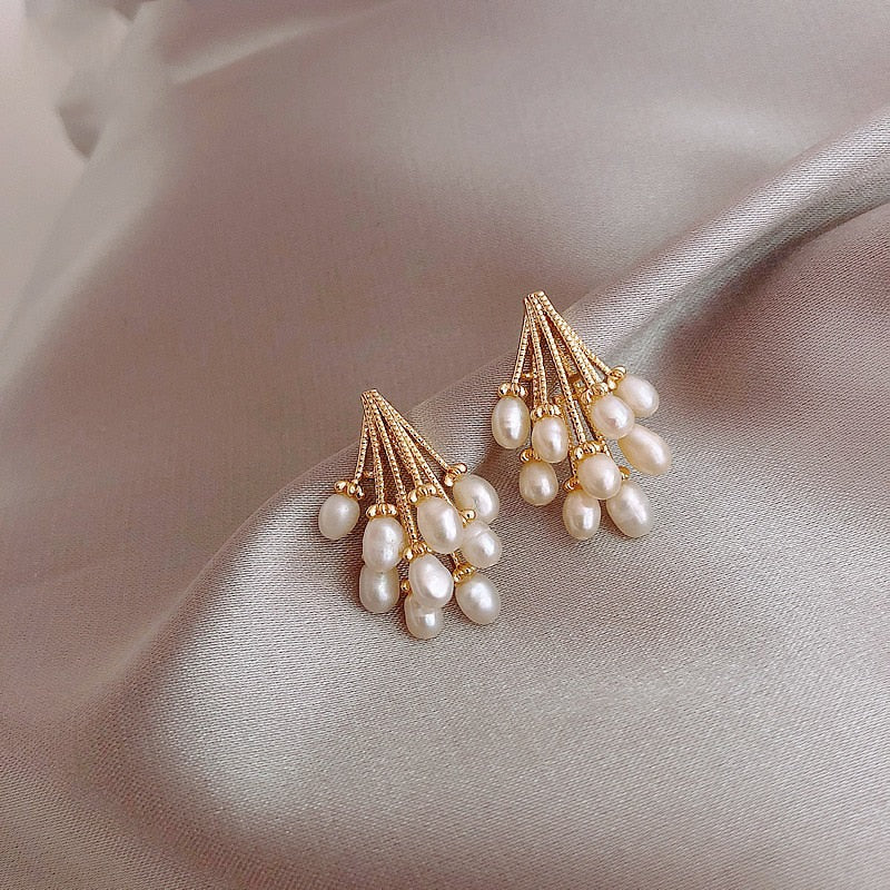 pearl drop earring