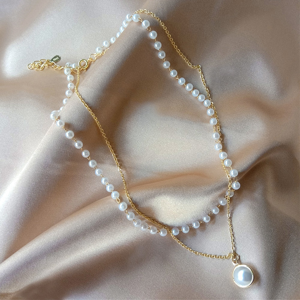 Classic Pearl Necklace