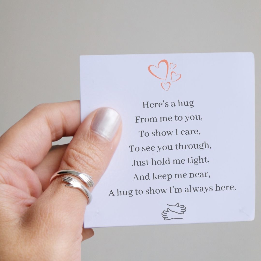 Hug ring with card