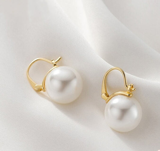 Classic Pearl Earrings S925